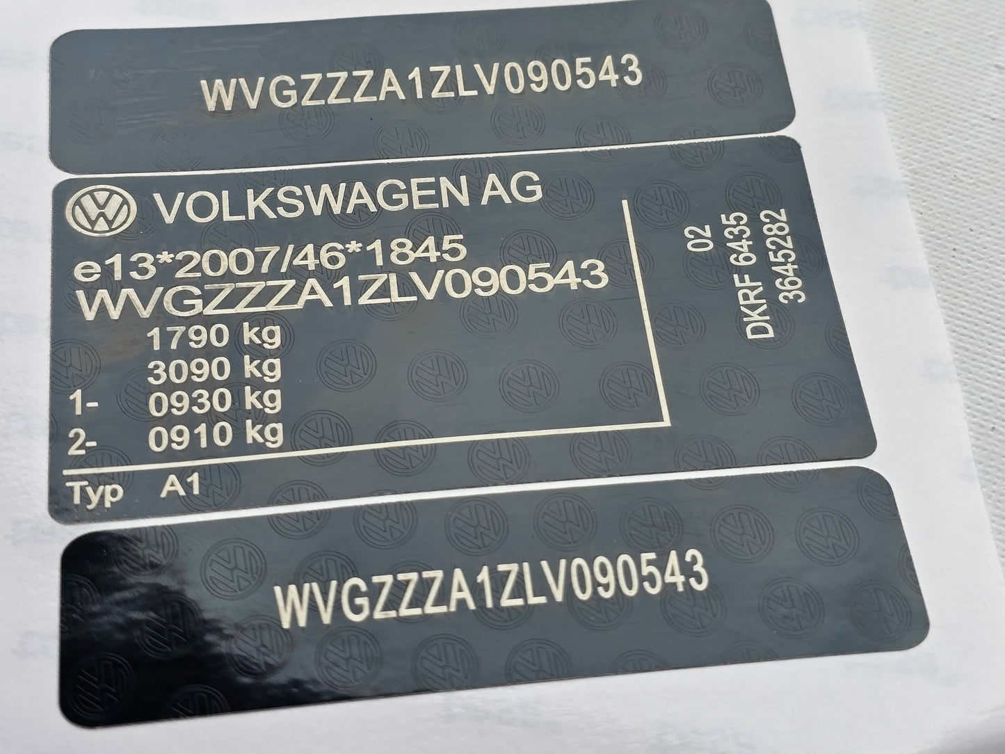 VW Volkswagen Golf 7.5 VIN Label Replacement UK - DVLA Compliant Decal