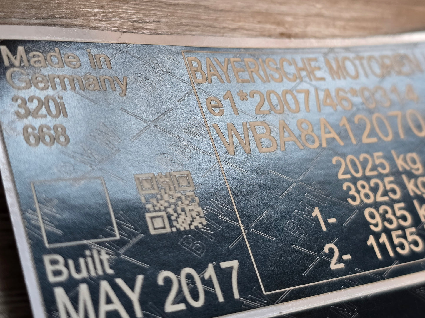 BMW 320i VIN Label Replacement UK - DVLA Compliant Decal