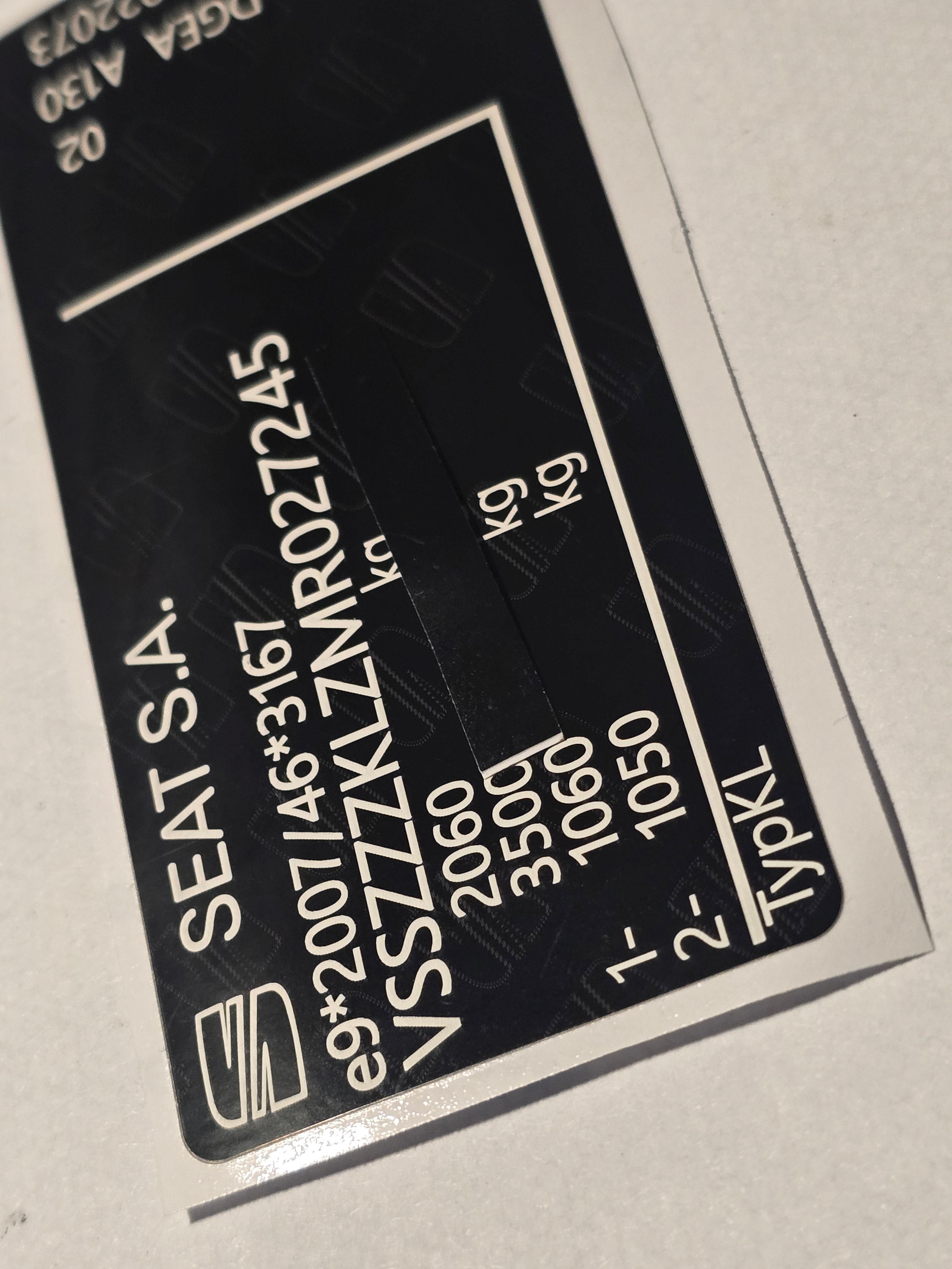 VINSHIELD UK black data plate with vehicle identification number for vin stickers vin plates chassis plates vin tags data plates anti tamper vin labels
